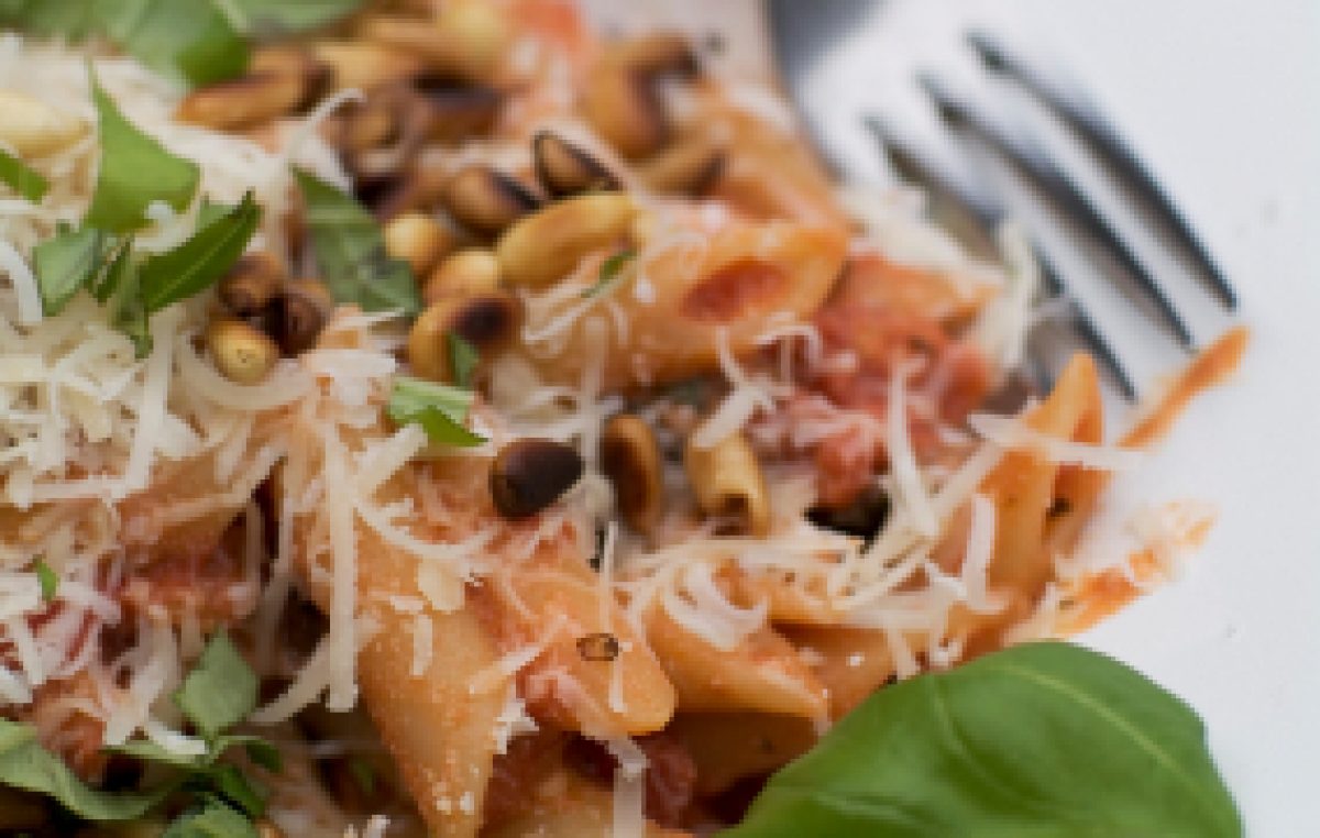 Goat Cheese and Garlic Penne Pasta