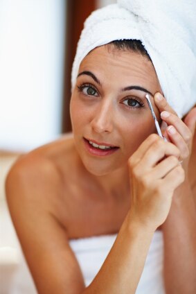 Pros And Cons Of Shaving Waxing And Tweezing