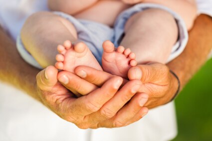 Great (and Affordable) Gifts for New Dads great gifts for new dads