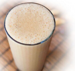 Cinnamon Roll Post-Workout Shake
