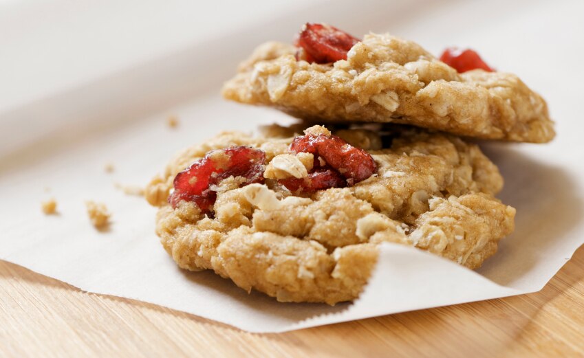 Organic & Gluten-Free Cranberry Holiday Cookies