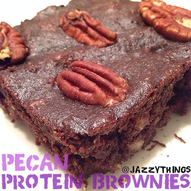 Pecan Protein Brownies