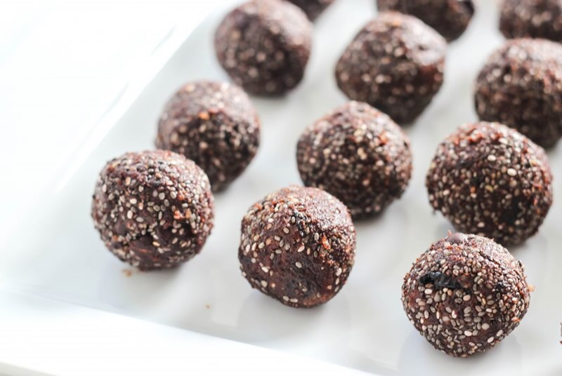 No-Bake Cacao-Hemp Brownie Bites