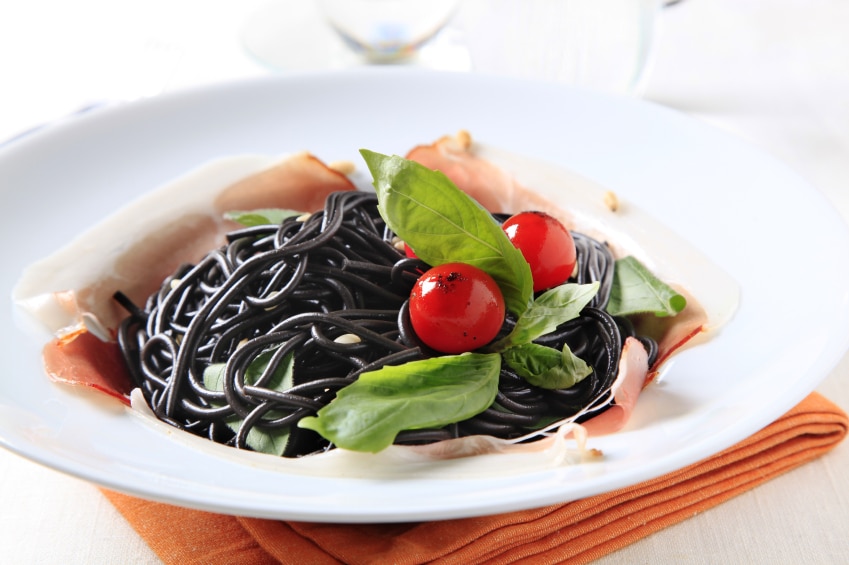 black bean pasta with spinach