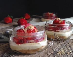 Strawberry Cheesecake Recipe in a Jar