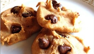 Recipe: Peanut Butter & Chocolate Chip Chickpea Cookies
