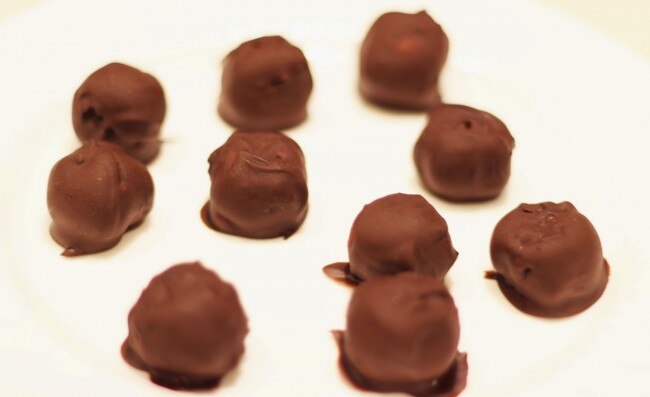 Quest Chocolate Cookie Dough Balls