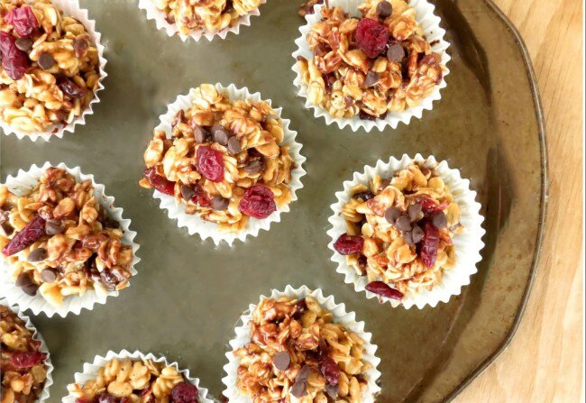 Gluten-Free Chocolate Cherry Granola Bites Chocolate-Cherry Granola Bites