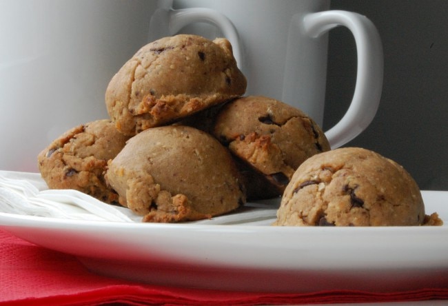 Peanut Butter Protein Balls Peanut Butter-Chocolate Chip Protein Balls