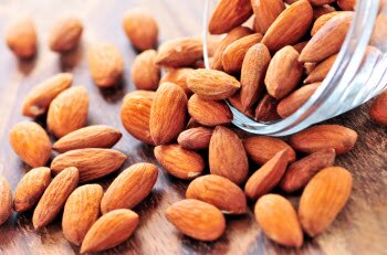 almonds magnesium