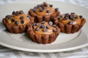 Brownie Cups Filled with a Healthy Salted Caramel Recipe