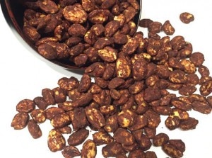Mindless Munchies: Cocoa-Roasted Peanuts