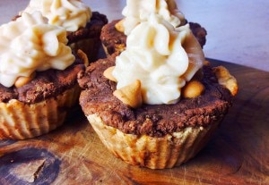 Quest High-Protein Cupcakes Recipe with Cream Cheese Frosting