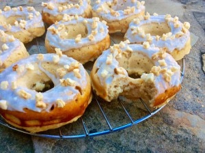 Baked Apple Pie Donuts