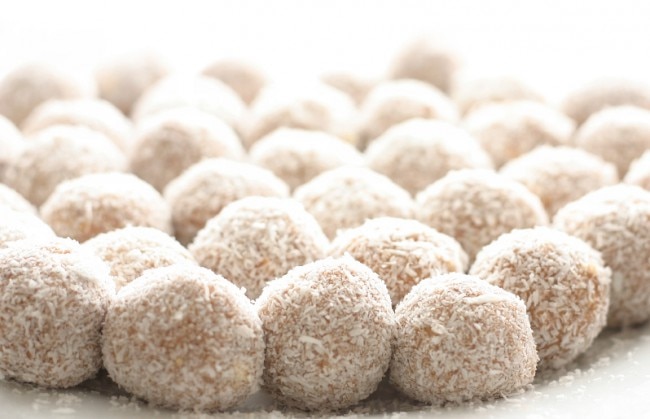 No-Bake Banana & Coconut Balls No-Bake Coconut-Banana Balls
