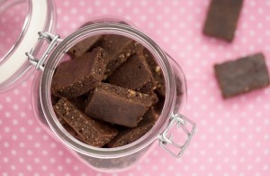 3-Ingredient Raw Chocolate Brownies Recipe