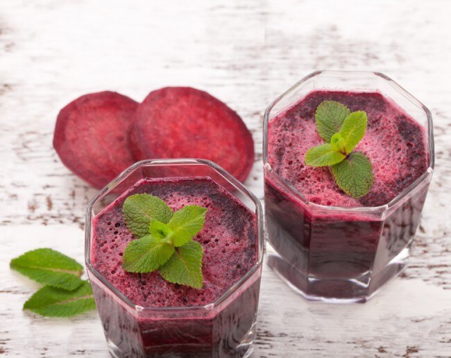 ViIbrant Red Beet Smoothie Beet-Almond Smoothie