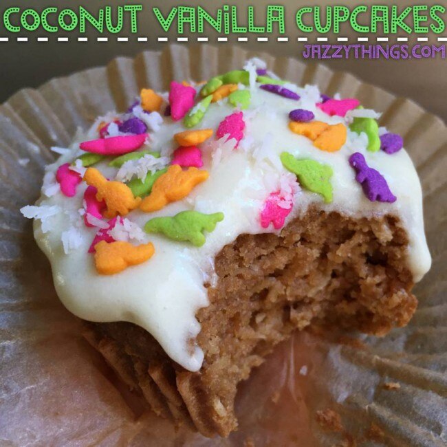 Coconut Vanilla Cream Cupcakes Vanilla-Coconut Cupakes