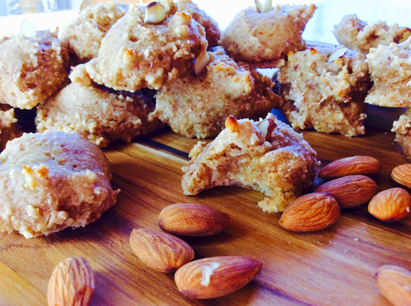 Almond Cookies