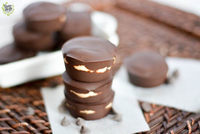 Almond & Chocolate Candy Cups with Protein Almond-Dark Chocolate Candy Cups