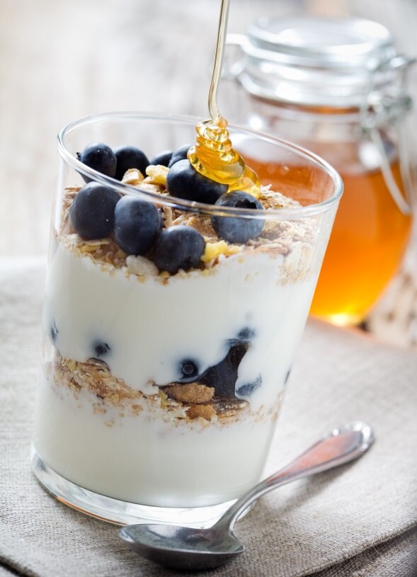 Summer Nutrition Should Include Honey, Berries & Greek Yogurt Post-Exercise Fuel: Greek Yogurt & Honey