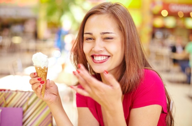 Food and Mood: Does Diet Affect How You Feel?