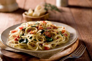 Gluten-Free Pesto Pasta and Kale Recipe
