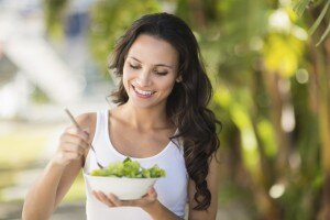 Can Eating Slowly Help You Lose Weight?