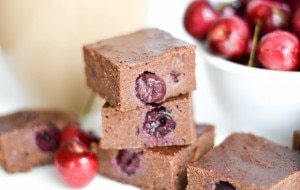Cherry-Chocolate Protein Brownies Recipe