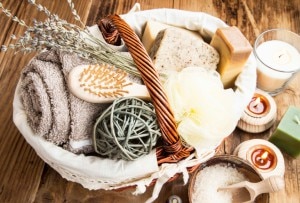 Bath & Beauty Gift Basket Ideas