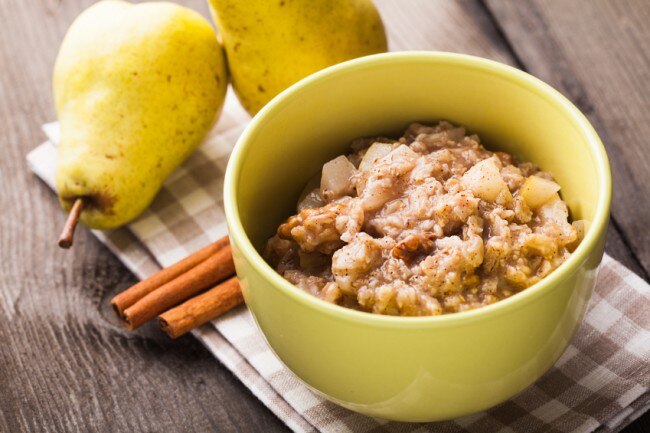 Baked Oatmeal with Pear & Spices