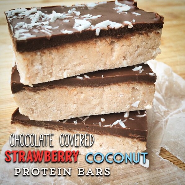 Homemade Protein Bars with Chocolate, Strawberry & Coconut Chocolate-Covered Strawberry Protein Bars