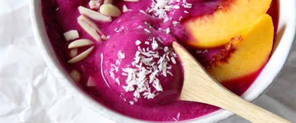 Pretty in Pitaya Smoothie Bowl