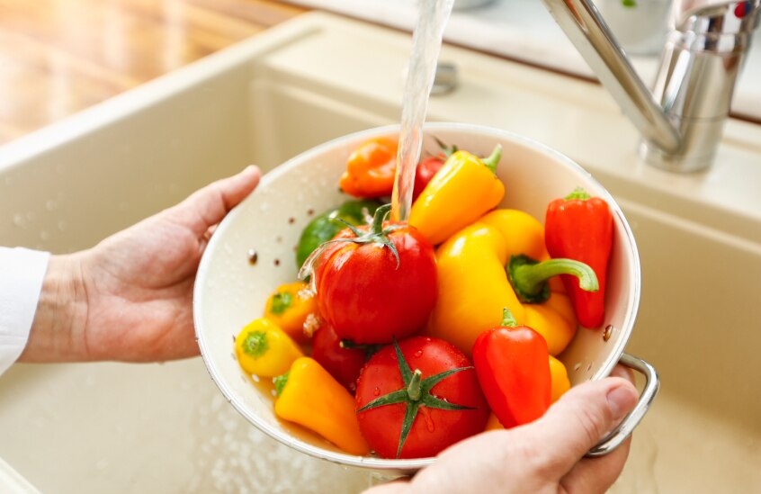 Washing Vegetables to Minimize Chemical Exposure From the Use of Pesticides