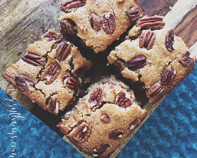4 squares of cake-like pecan blondies | www.vitacost.com/blog