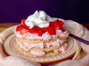 Crepe pancakes with strawberries and yogurt #brunch www.vitacost.com/blog