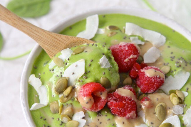 Green Spinach & Apple Smoothie Bowl Recipe Green smoothie bowl with toppings #healthysummer #smoothiebowl www.vitacost.com/blog