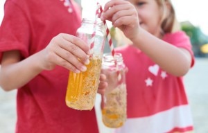 Kids Drinking Alternatives to Soda With Striped Straws | www.vitacost.com/blog