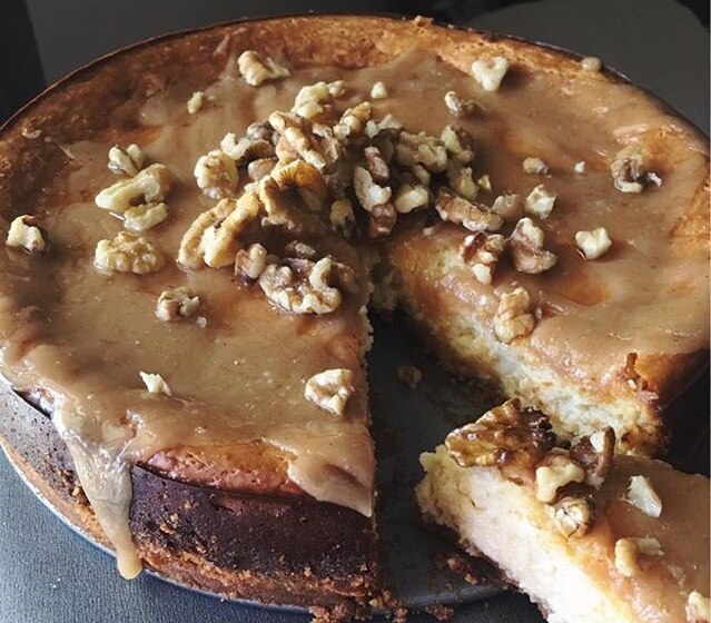 Maple Cheesecake with Nut Crust & Caramel Sauce Maple cheesecake recipe with walnuts | www.vitacost.com/blog