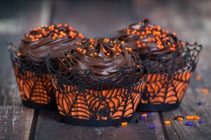 Pumpkin cupcakes with chocolate frosting #glutenfree #vegan | Vitacost.com/blog