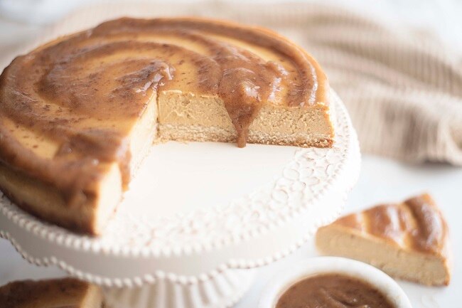 Sweet Potato Cheesecake with Gluten-Free Crust Sliced Sweet Potato Cheesecake with Caramel #glutenfree | Vitacost.com/blog