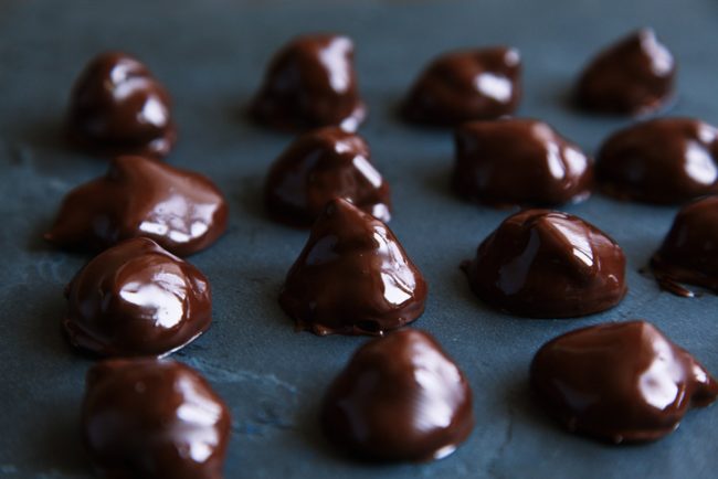 Vegan Chocolate-Espresso Clusters on Drying Sheet | Vitacost.com/Blog