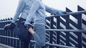 Couple Running Outdoors to Beat Winter Blues | Vitacost.com/Blog