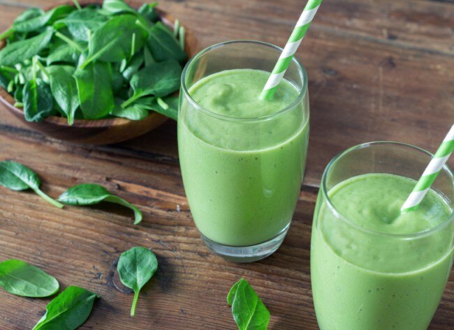 Spicy Green Cayenne Pepper Smoothie in Glass | Vitacost.com/Blog