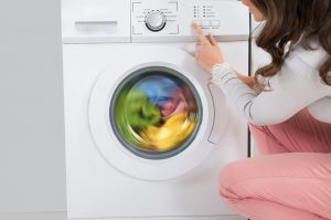 Woman Using Dryer Balls in Place of Dryer Sheets to Help Save the Earth | Vitacost.com/blog