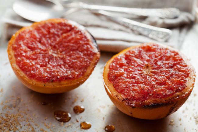 Broiled Cinnamon-Spiced Grapefruit Recipe Broiled Grapefruit with Brown Sugar and Cinnamon | Vitacost.com/blog