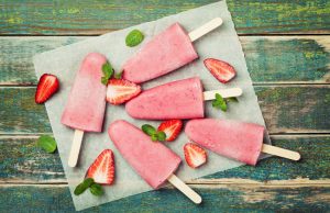 Homemade Strawberry-Lemonade Cardamom Ice pops with Fresh Strawberries | Vitacost.com