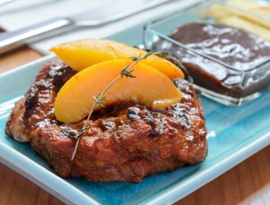 Grilled Pork Tenderloin with Peaches | Vitacost.com/blog