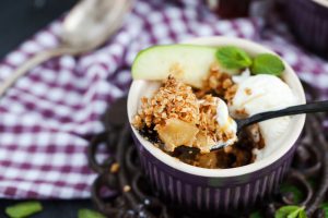 Homemade Apple Oatmeal Crumble with Caramel Drizzle | Vitacost.com/Blog