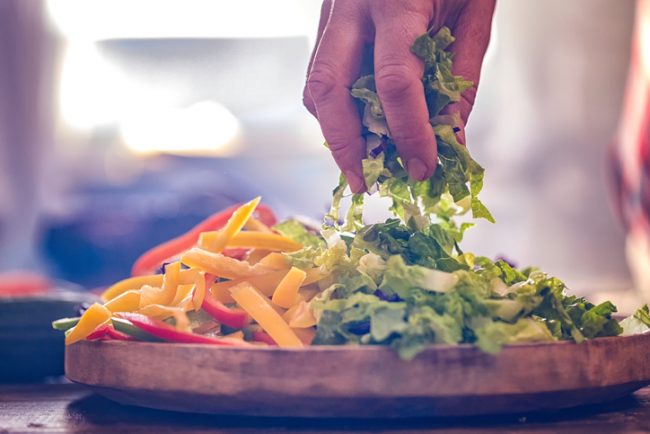 Preparing Greens and Other Veggies to Reap Optimum Nutrition | Vitacost.com/Blog